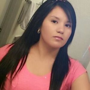 Meet your Posher, Carolina